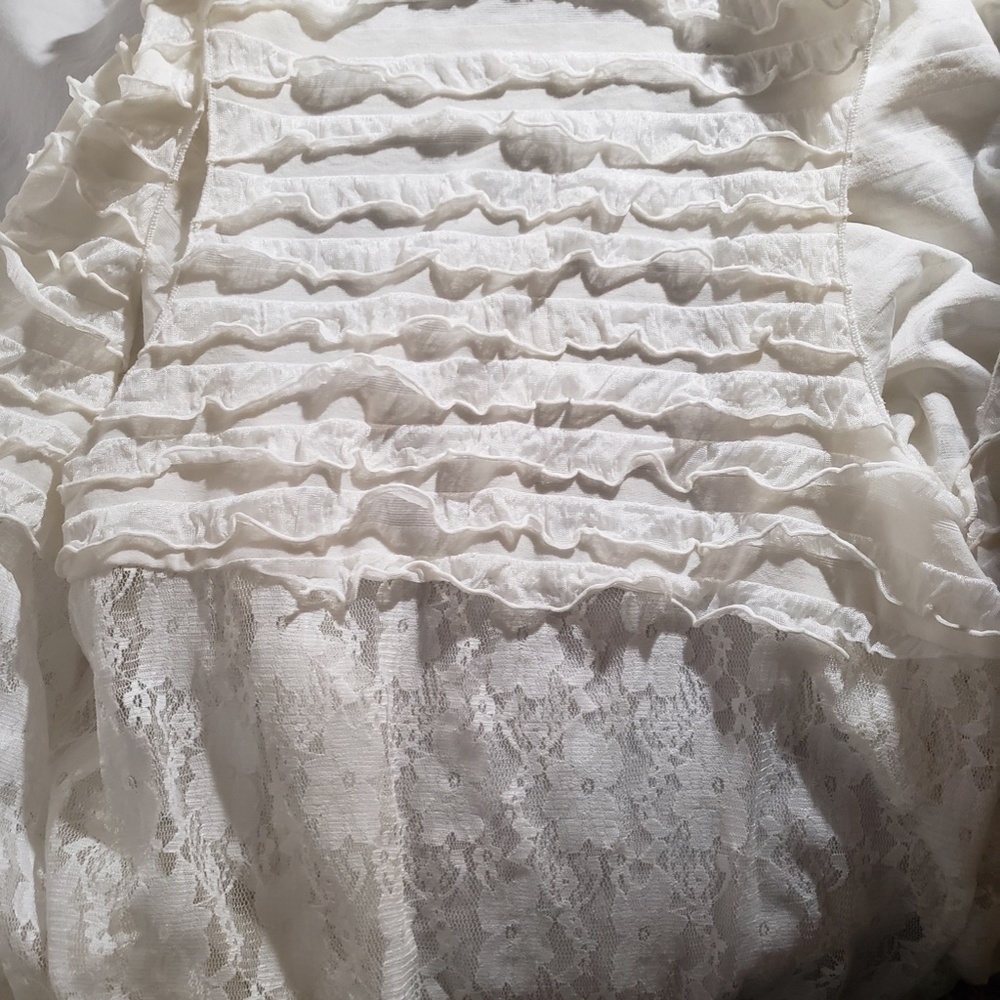 *Mod Land* Cream lace and ruffle sleeveless cover up, large - Picture 6 of 8